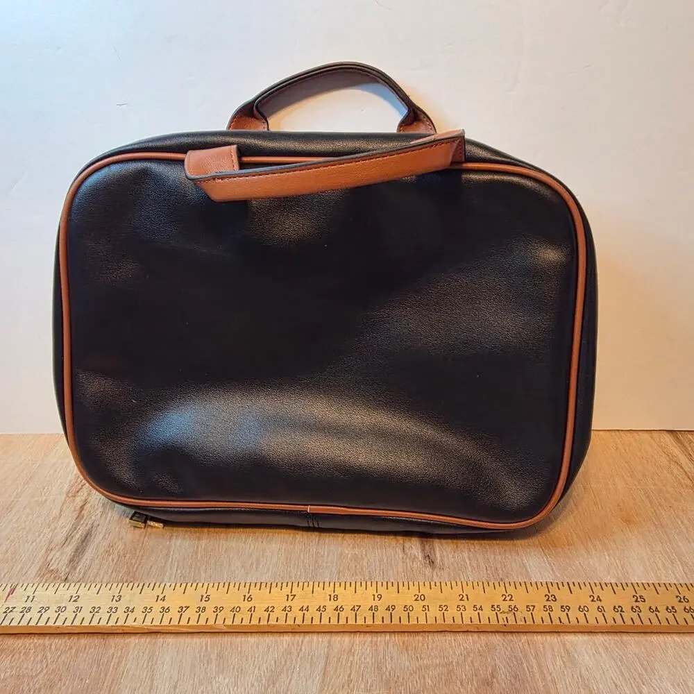 Cluci faux/vegan black leather quilted stitching travel toiletry bag hang-up